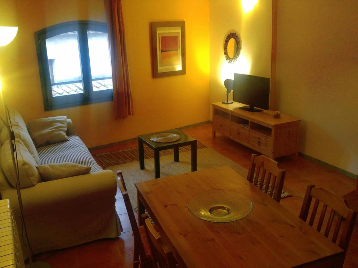 Apartamentos Saltarel-Lo Besalú Exterior foto